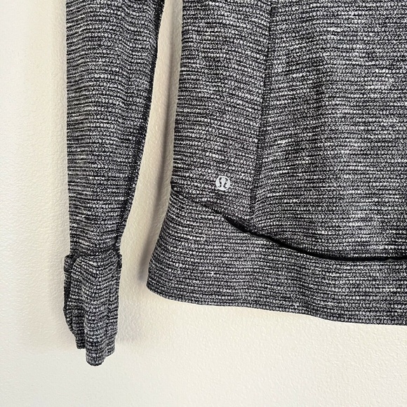 LULULEMON Think Fast Thumbhole Half Zip Pullover Long Sleeve in Coco Pique Black - Picture 12 of 13